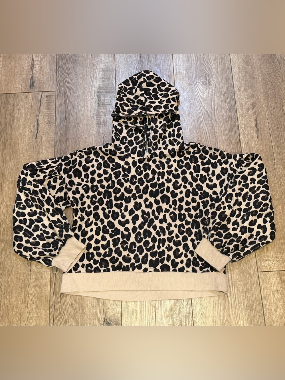 Nordstrom girls large 10-12. Leopard cheetah print sweatshirt